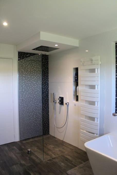 La Chapelle-Heulin Villa Grand Standing Avec Piscine Proche Nantes מראה חיצוני תמונה